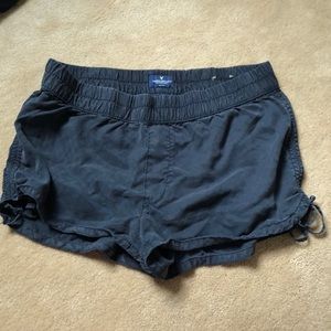 Blue/gray elastic band shorts!